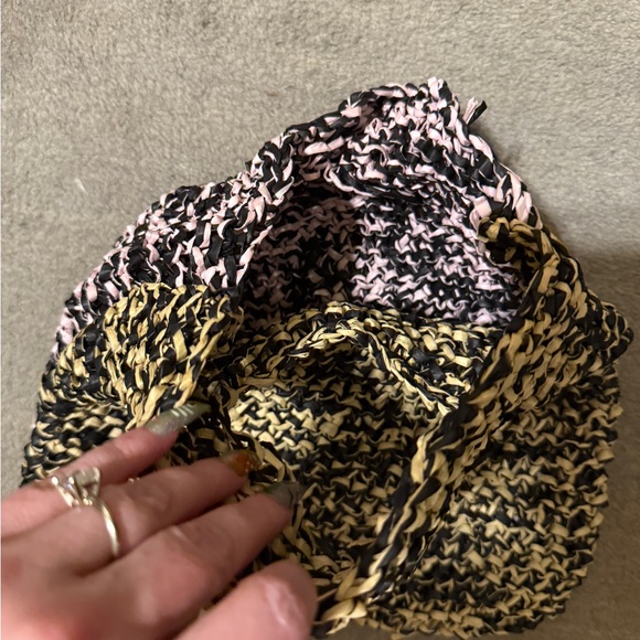 Multicolor Knit Tote Bag - Picture 3 of 5